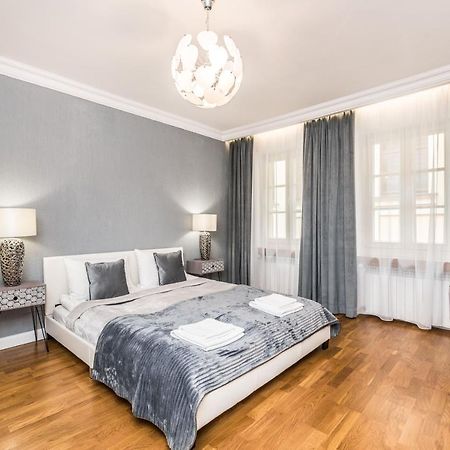 Rent Like Home - Przejscie Garncarskie 10 Vratislav Exteriér fotografie