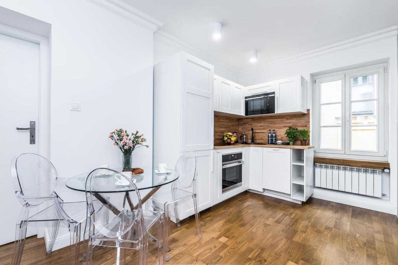 Rent Like Home - Przejscie Garncarskie 10 Vratislav Exteriér fotografie
