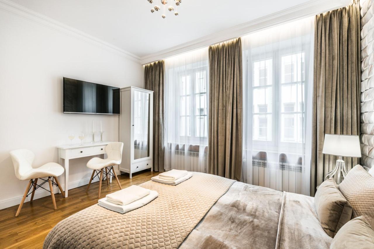 Rent Like Home - Przejscie Garncarskie 10 Vratislav Exteriér fotografie